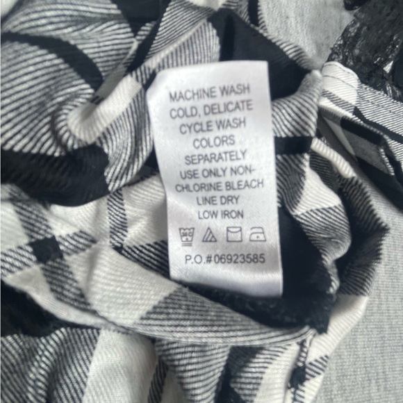 Roamans 22w Plaid Sheer Lace Black And White Long Sleeve Button Up NWOT - Picture 6 of 11